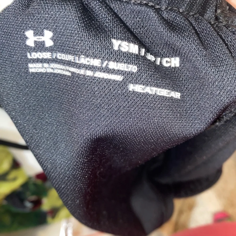 ⭐️ 3/$20 Kids Under Armour Shorts Small Black